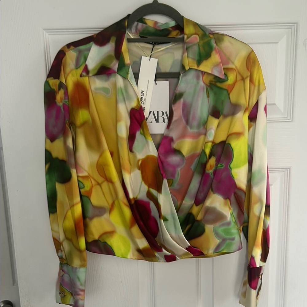 NWT Zara Portugal/Spain Vibrant Long Sleeve Blouse